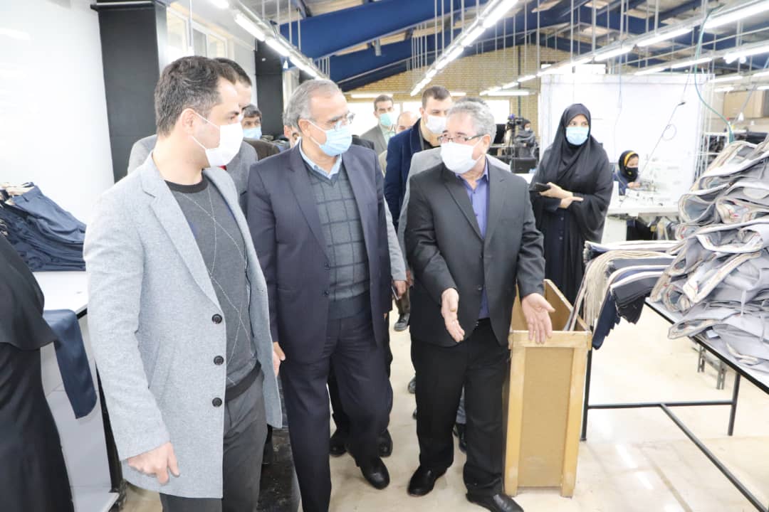 مراسم افتتاحیه کارخانه تولیدی پوشاک ویور